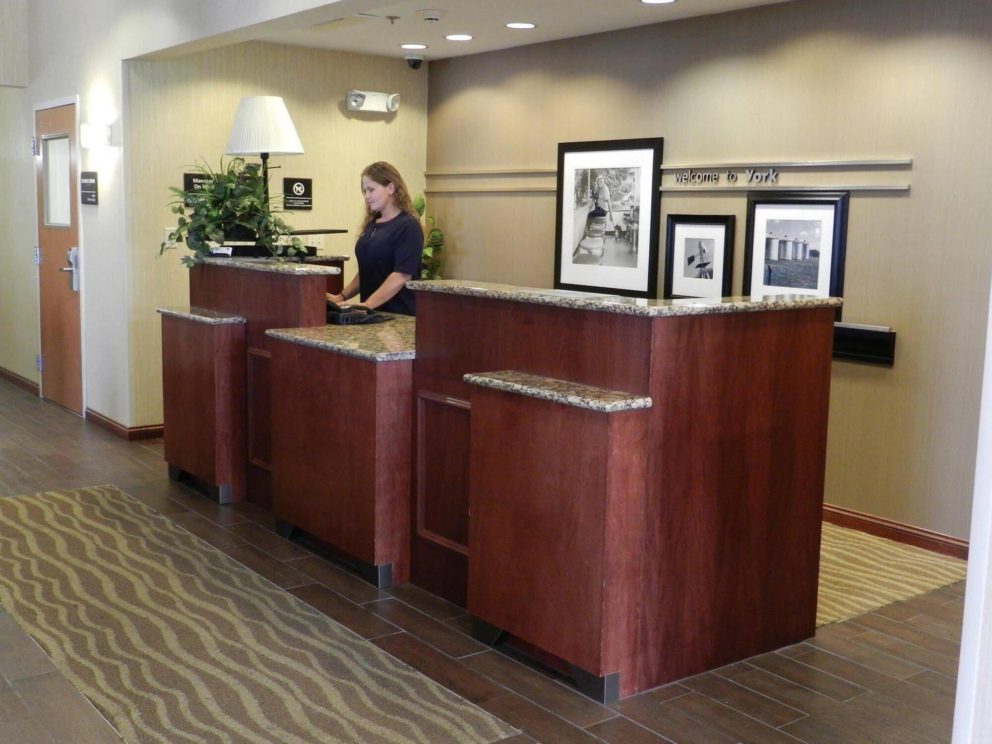 Hampton Inn York Zewnętrze zdjęcie